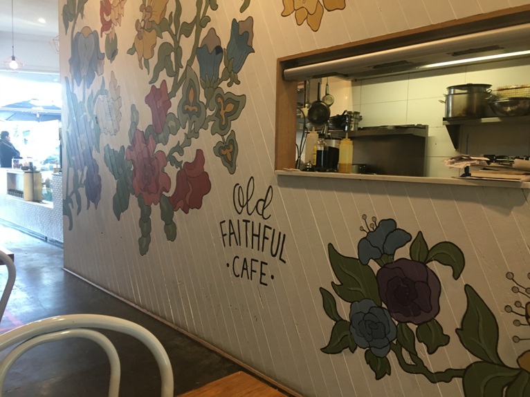 oldfaithful Cafe